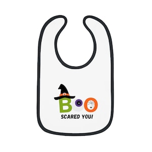 Halloween-Baby-Lätzchen, niedliches gruseliges Lätzchen für Kleinkinder, perfekt für Halloween, Babypartygeschenk, lustiges Fütterungszubehör