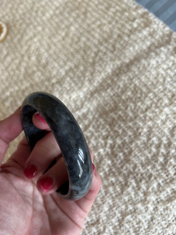 Natural Marbled Black Jade Vintage Bangle - image 2