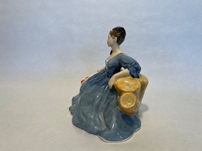 Vintage Royal Doulton Figurine elyse HN 2429 1971 Etsy