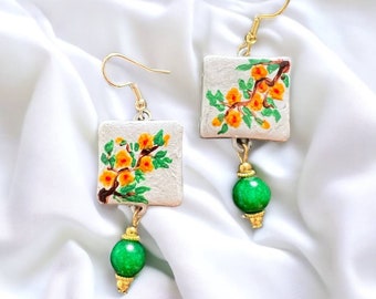 Boucles d'oreilles "Alberi in fiore", orange sur fond blanc, peintes à la main, bijoux italiens légers, élégants, uniques et originaux en cadeau