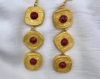 Boucles d'oreilles et bracelet "Tiziana" en or avec perle rouge, peints à la main, bijoux italiens légers, élégants, uniques et originaux en cadeau