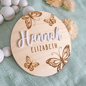 Wooden Name Sign with Butterflies / 3d Name Sign / Butterfly Birth Announcement Sign / Engraved Baby Name Sign / Kids Room Name Sign /