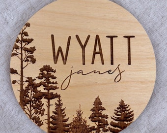 Baby Name Announcement Sign with Trees / Wooden Birth Announcement Circle / Baby Name Sign / Newborn Photography Prop / Nursery Decor