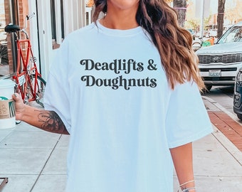 Pump Cover Gym Shirt for Muscle Mommy, Donut Tshirt Gym Clothes Gift for Gym Rat, Deadlift Tee Lifting Shirt for Powerlifting, Gym Girl Top
