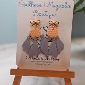 Daisy Dangle Earrings -Purple / Floral Earrings / Elegant Statement Earrings / Hypoallergenic / Gift for her / Polymer Clay Earrings