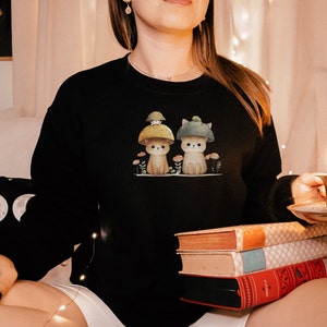 Mushroom Cat Sweatshirt, Cottage Core Sweatshirt, Mushroom Lover Sweatshirt, Gift For Cat Lovers, Countrycore, Cat Lover