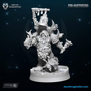 Può includere: Una miniatura dettagliata, stampata in 3D in grigio, di una creatura grottesca bio-meccanica con una testa incappucciata, più braccia e un corpo carnoso e pulsante. La creatura è in piedi su una base rotonda con una superficie testurizzata. La miniatura è pre-supportata ed è compatibile con le regole di Dark Age.