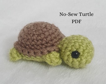 No-Sew Turtle Crochet Pattern. Easy plushie amigurumi turtle. Mini crochet animal. No sew crochet turtle. Cute amigurumi turtle.
