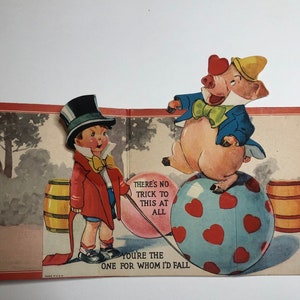 c1925 Twelvetrees Boy Magician y Pig on Ball, Circo, Tarjeta de San Valentín, Tarjeta Pop Up, Tarjeta mecánica, Vintage, Copyright: Lov-o-gram A1