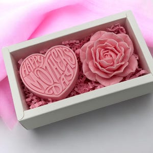 Handmade Rose Flower Soap Mother's Day Gift Box for Mom - Gift for Women