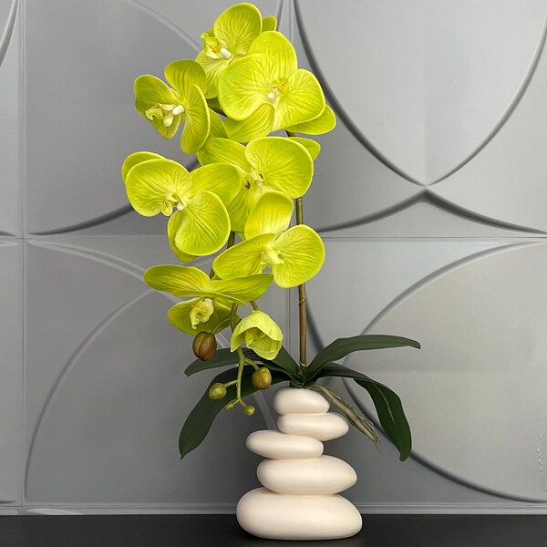 Orchidea verde artificiale Phalaenopsis in vaso fatto a mano Real Touch Fiori di seta Ramo Pianta finta per centrotavola in vaso finto per interni