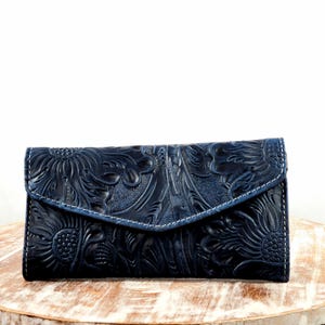 Mexican leather wallet -Mexican Flowers-Mexican Wallet-Artisanal Wallet-Cartera de Piel-Cartera de Cuero-Cartera Mexicana
