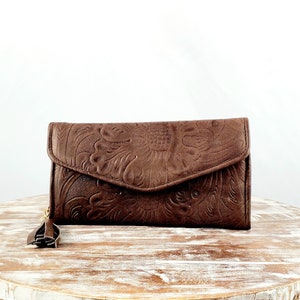 Mexican leather walle-Hand tooled Wallet-Artisanal Wallet-Cartera de Piel-Cartera de Cuero-Cartera Mexicana Artesanal
