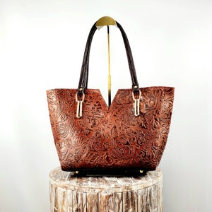 Leather Tote-Mexican handbag-Hand tooled purse-Artisanal handbag-Leather Purse-Bolsa de piel Mexicana-Bolsa de cuero Mexico-Bolsa Artesanal