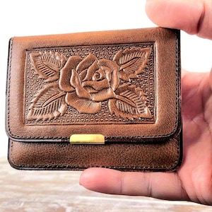 Leather ID Wallet-Hand Tooled Wallet-Woman Wallet-Artisanal Mexican Wallet-Cartera de piel Mexicana-Cartera para Ideantificacion
