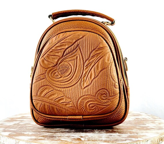 Mexican Artesanal Backpack Handmade Tooled Leather Backpack: Mexican Artisan Bag - Etsy main image 3