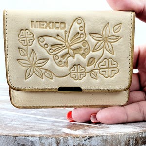 Leather ID Wallet-Hand Tooled Wallet-Woman Wallet-Artisanal Mexican Wallet-Cartera de piel Mexicana-Cartera para Ideantificacion