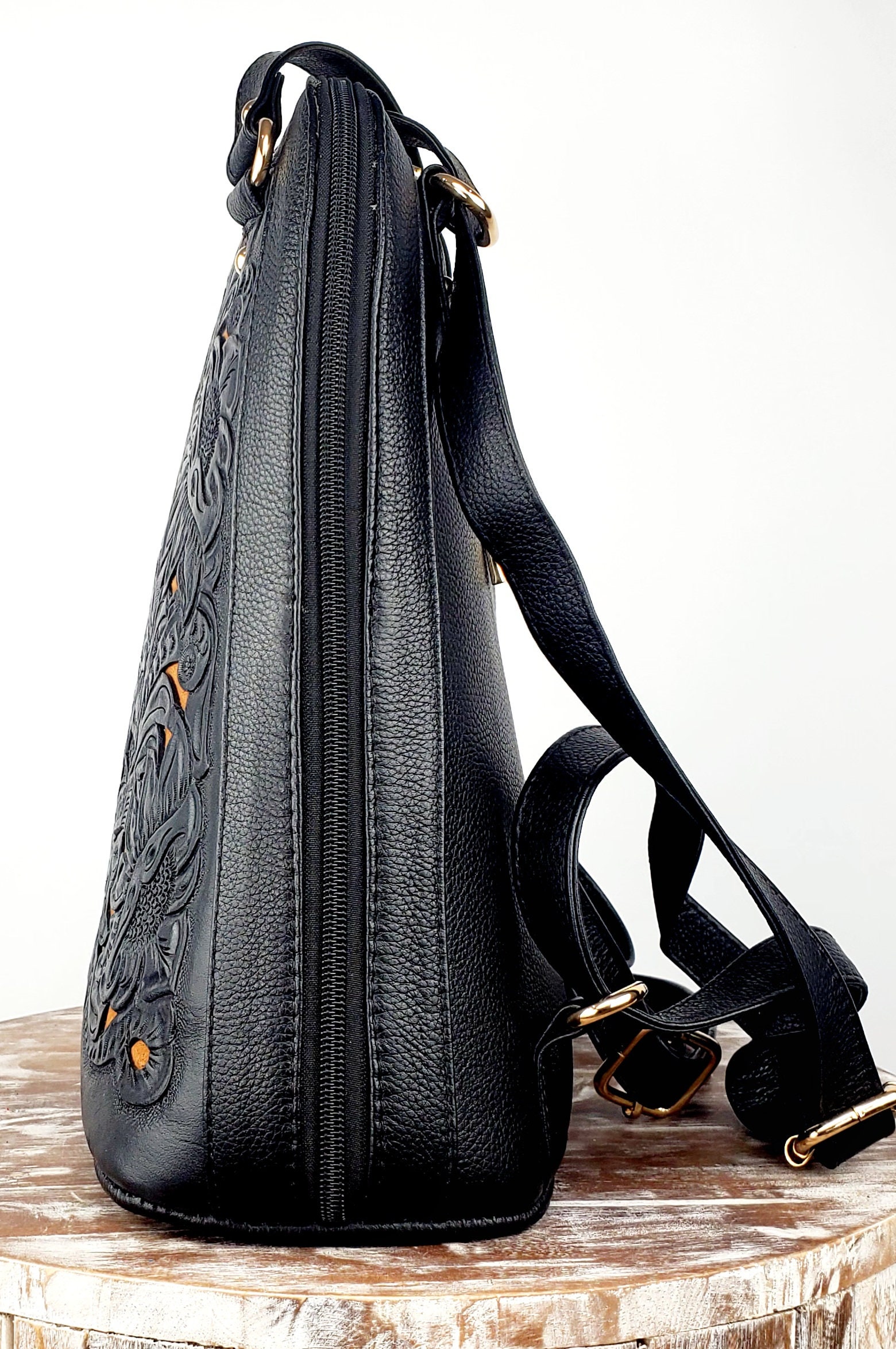 Hand Tooled Leather Backpack: Mexican Artisanal Purse - Etsy display picture 1