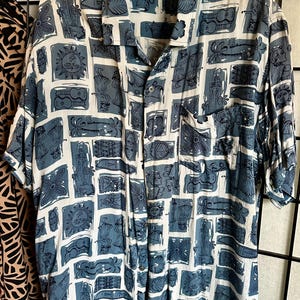 Vintage Hawaiian Shirts | Short Sleeve Button Down Aloha Shirt | Oversized Men&#39;s Shirt | Retro Hawaii Styles | Graphic Floral Fun - 80s/90s