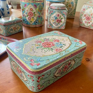 VTG Daher Tins for Tea Biscuit Party Favors Candy Storage Ideal for Bridal Baby Shower Gift Lg. Rectangle