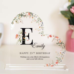 Personalisierte Blumenherz Acryl Geburtstagsplakette
