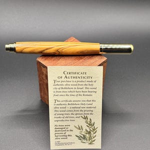 Penna a sfera in legno d'ulivo di Betlemme tornita a mano / Penna fatta a mano / Regalo personalizzato / Scrittura di lusso / Collezionisti l Festa del papà