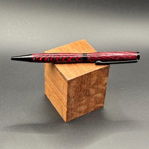 Handgedraaide balpen met draaimechanisme | Unieke handgemaakte pen | Luxe schrijven | Perfect voor verzamelaars l Strak l Modern l Vaderdag