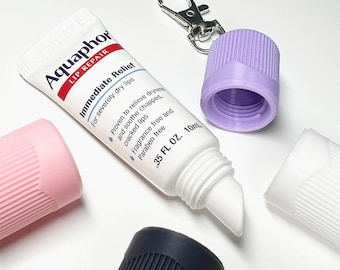 Aquaphor Lip Repair Lip Balm Keychain Carrier with Easy Swivel Clip - Chunky