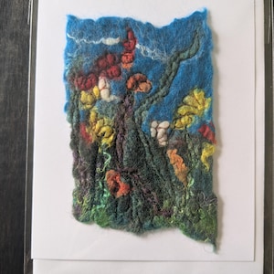 Tarjeta con flores de fieltro