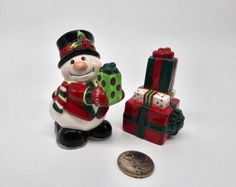 Fitz and Floyd Christmas Salt & Pepper Shakers Holiday  Snowman and Gifts