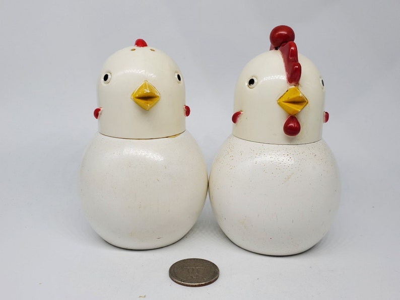Vintage Mid-century Chicken Hen Rooster Wood & Plastic Salt and Pepper ...