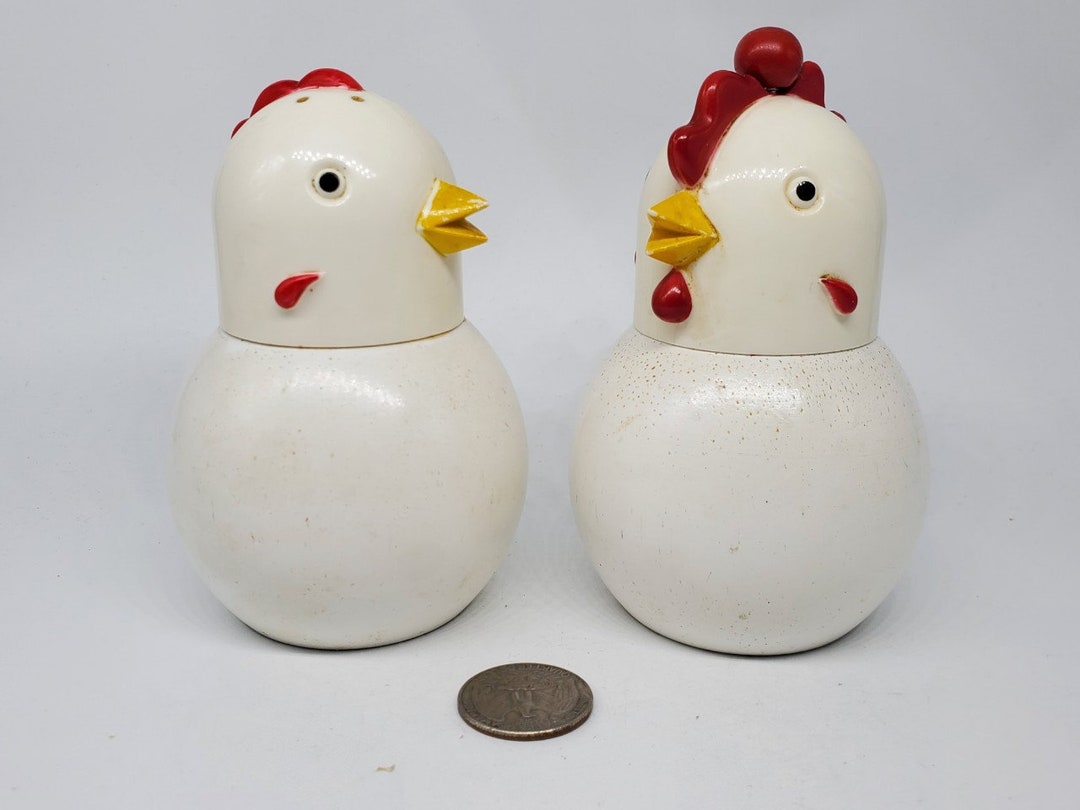Vintage Mid-century Chicken Hen Rooster Wood & Plastic Salt and Pepper ...