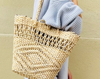 Handcrafted Woven Straw Beach Bag: Summer Tote Purse