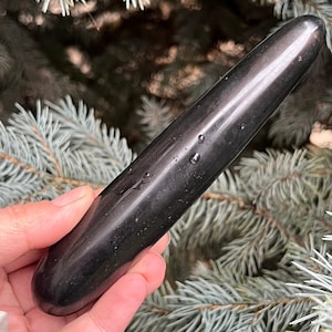 Basalt Massage Wand 5.7×1.0 in | Model 5 | Volcanic Stone for Relaxation & Warm Therapy | Chakra Healing Tool