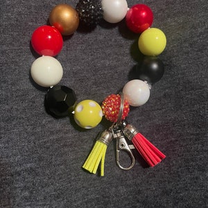 Bubblegum bead wristlet keychain, circus, mouse