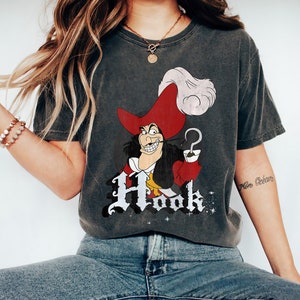 Disney Peter Pan Kapitän Hook Schelmisches Lächeln Kreis Logo Shirt, Disneyland Familienurlaub Shirt, passende Geburtstagsgeschenke