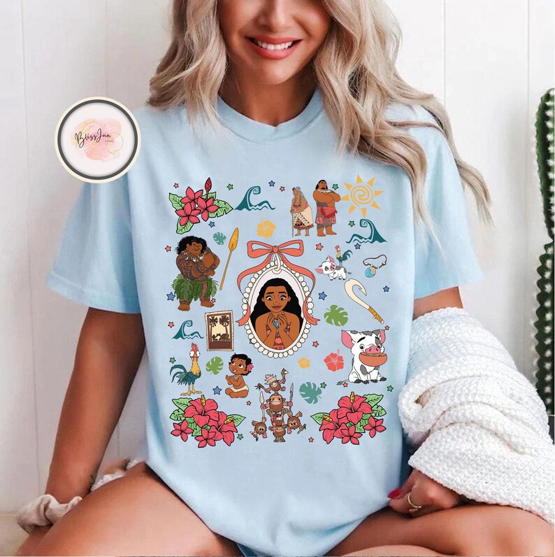 Maglietta Coquette Bows Moana, Maglietta Disney Moana, Maglietta Disney Maui Moana Hei Hei e Pua, Animal Kingdom, Maglietta coordinata per la famiglia per il viaggio a Disneyland immagine 2