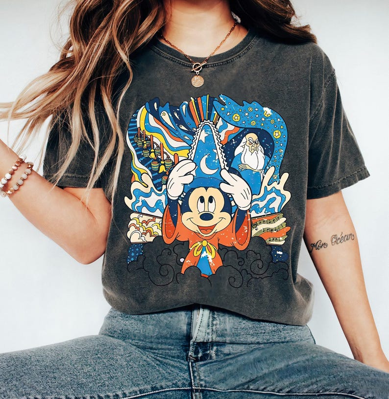 Vintage magische Mickey-shirt, Fantasia Sorcerer Mickey Mouse-shirt, Mickey en vrienden, shirt Disneyland familievakantie, verjaardagscadeaus afbeelding 1