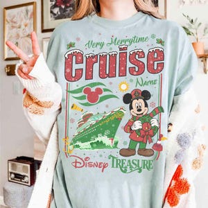 Gepersonaliseerd Disney Very Merrytime Cruise-T-shirt met alle personages, Cruise Line-kerst-T-shirt, Mickey & Friends, Stitch Chip Dale Inside Out afbeelding 6