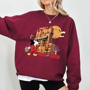 Camiseta de Halloween de la Torre del Terror de Mickey Mouse de Disney, camiseta de Halloween de Mickey y sus amigos, camisetas a juego de Mickey's Not So Scary Disneyland imagen 4