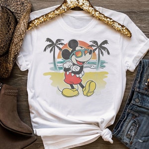 Disney Mickey Classic Mickey Beach Airbrushed T-Shirt, Disneyland Disneyworld Family Vacation Shirt,Magic Kingdom,Matching Birthday Gifts