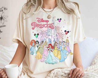 Camiseta de grupo de princesas Disney con el Castillo Mágico, camiseta de Tiana, Bella, Ariel, Cenicienta y Jazmín, viaje de cumpleaños para niñas al Reino Mágico, familia 2026