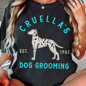 Disney 101 Dalmatians Cruella&#39;s Dog Grooming 1961 T-shirt, Retro Disney Dog Lover Shirt, WDW Family Vacation 2025 Tee, Disney Girl Trip
