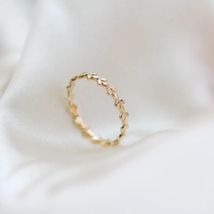 14K Yellow Gold Ring For Women Leaf Wedding Band Engagement Ring For Laurel Stacking Simple Gift for Her Unique Women Ring For Women