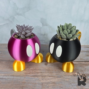 Super Mario Bob-omb Planter