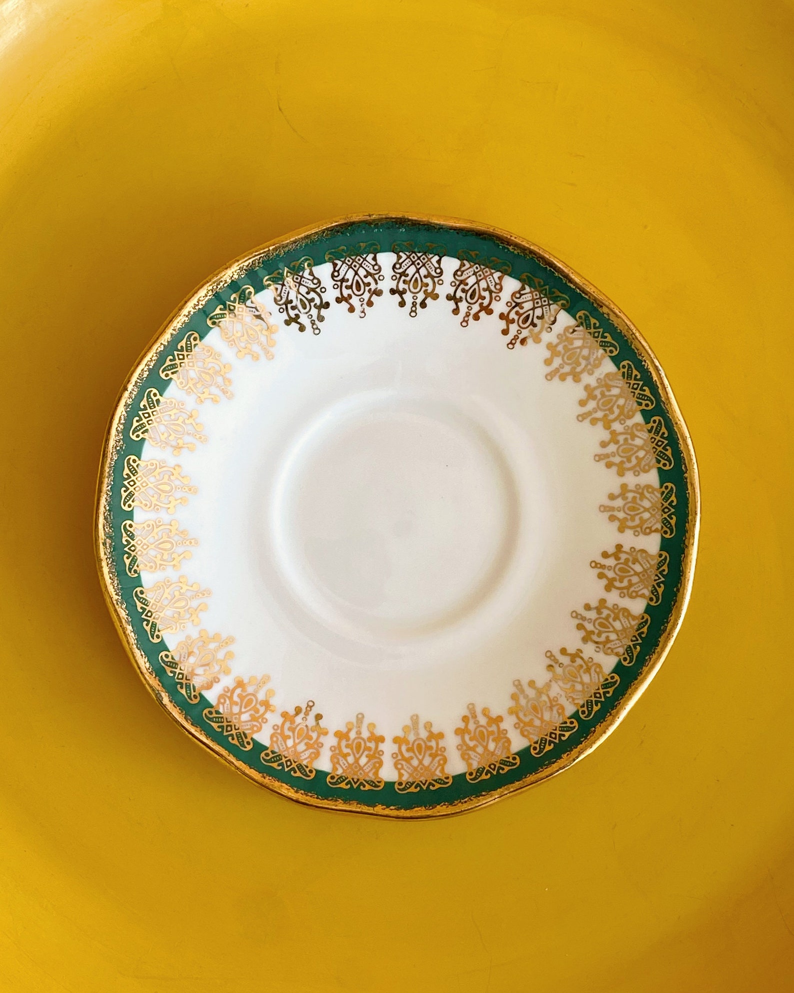 Rare Vintage Elizabethan Fine Bone China Tea Green White Gold Cup and