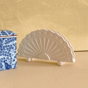 Portatovaglioli in porcellana di pizzo avorio vintage, ceramica vintage, vintage danese, ceramica scandinava, stoviglie in porcellana bianca, idea regalo