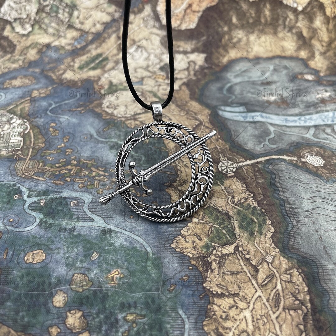 Dark Souls Necklace Blades of the Darkmoon Pendant 1.59 11 Replica