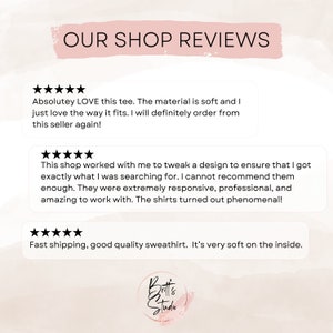 Pu&ograve; includere: Uno screenshot di tre recensioni dei clienti per un negozio. Le recensioni sono tutte positive e lodano i prodotti e il servizio clienti del negozio. Le recensioni menzionano la qualit&agrave; dei prodotti, la velocit&agrave; di spedizione e la disponibilit&agrave; del negozio a lavorare con i clienti per assicurarsi che siano soddisfatti.