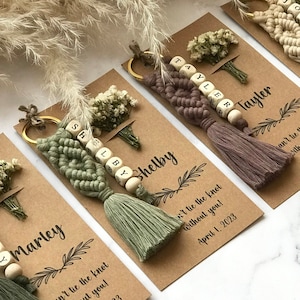 Name Keychain Gift for Bridesmaid Proposal, Will You Be My Bridesmaid Proposals, Maid of Honor Proposal Gift, Wedding Gift For Bridesmaid